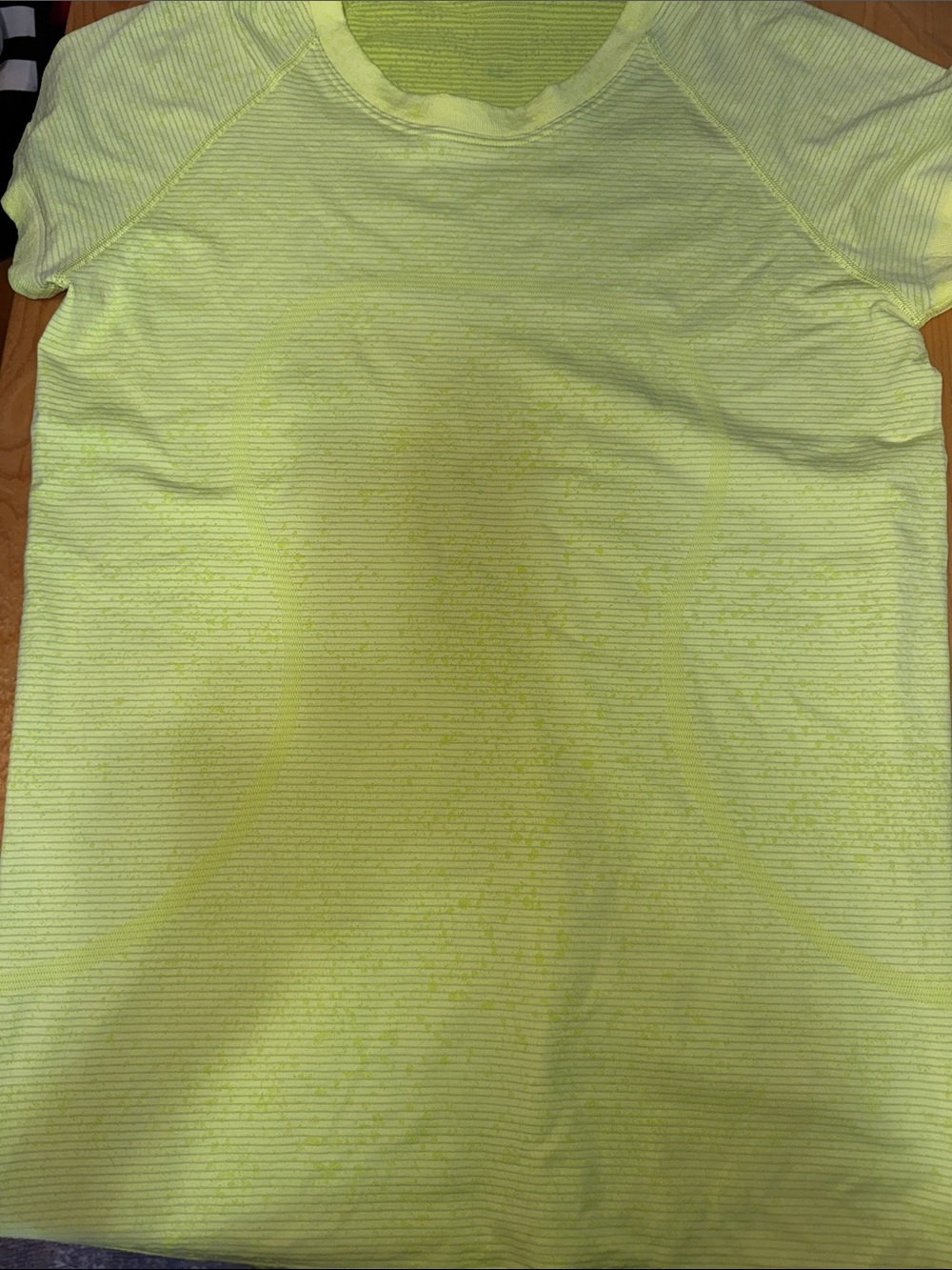 Lululemon Women’s Neon Yellow Short Sleeve Active Top size 10